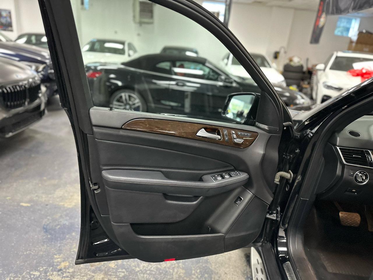 Used 2017 Mercedes-Benz GLE 350 4MATIC image 12