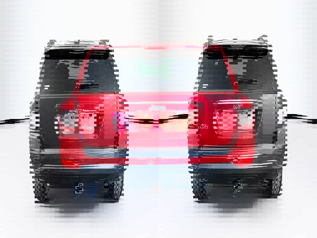 Used 2016 Jeep Compass Sport w/ Power Value Group image 5