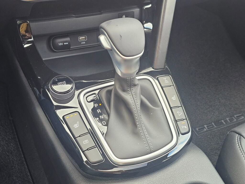 New 2026 Kia Seltos EX image 19