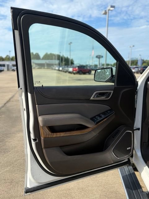 Used 2020 GMC Yukon XL Denali w/ Open Road Package RWD image 27
