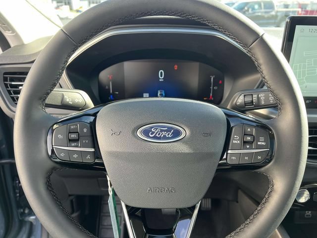 New 2025 Ford Escape SE FWD image 16