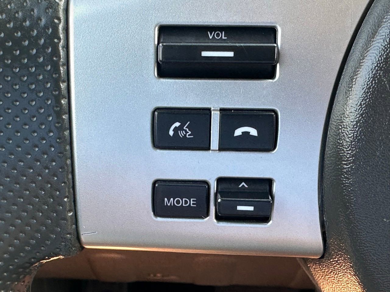 Used 2018 Nissan Frontier Desert Runner image 23