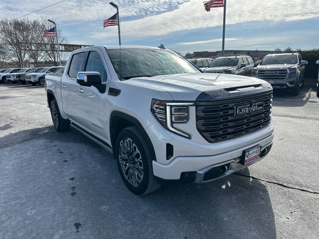 Used 2023 GMC Sierra 1500 Denali Ultimate image 4