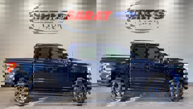 Used 2023 Ford F150 Lightning Lariat w/ Tow Technology Package image 1