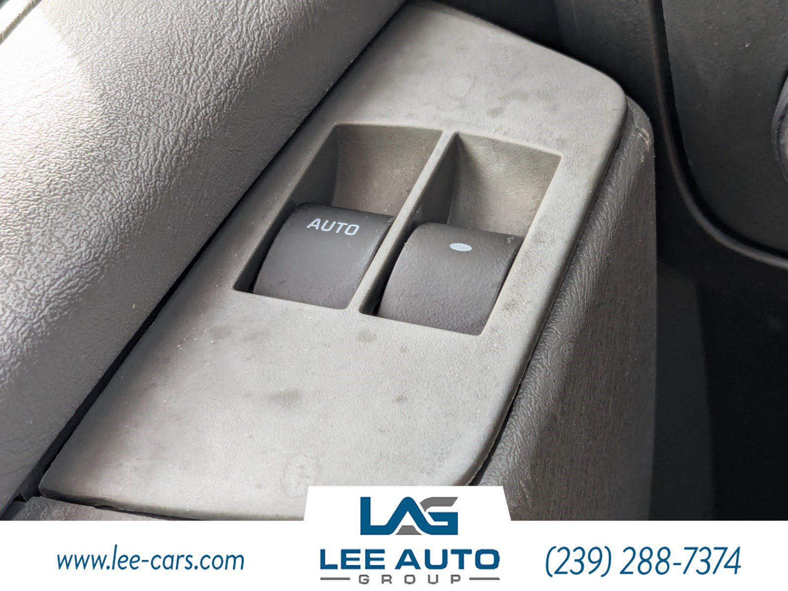 Used 2015 Chevrolet Express 2500 image 22