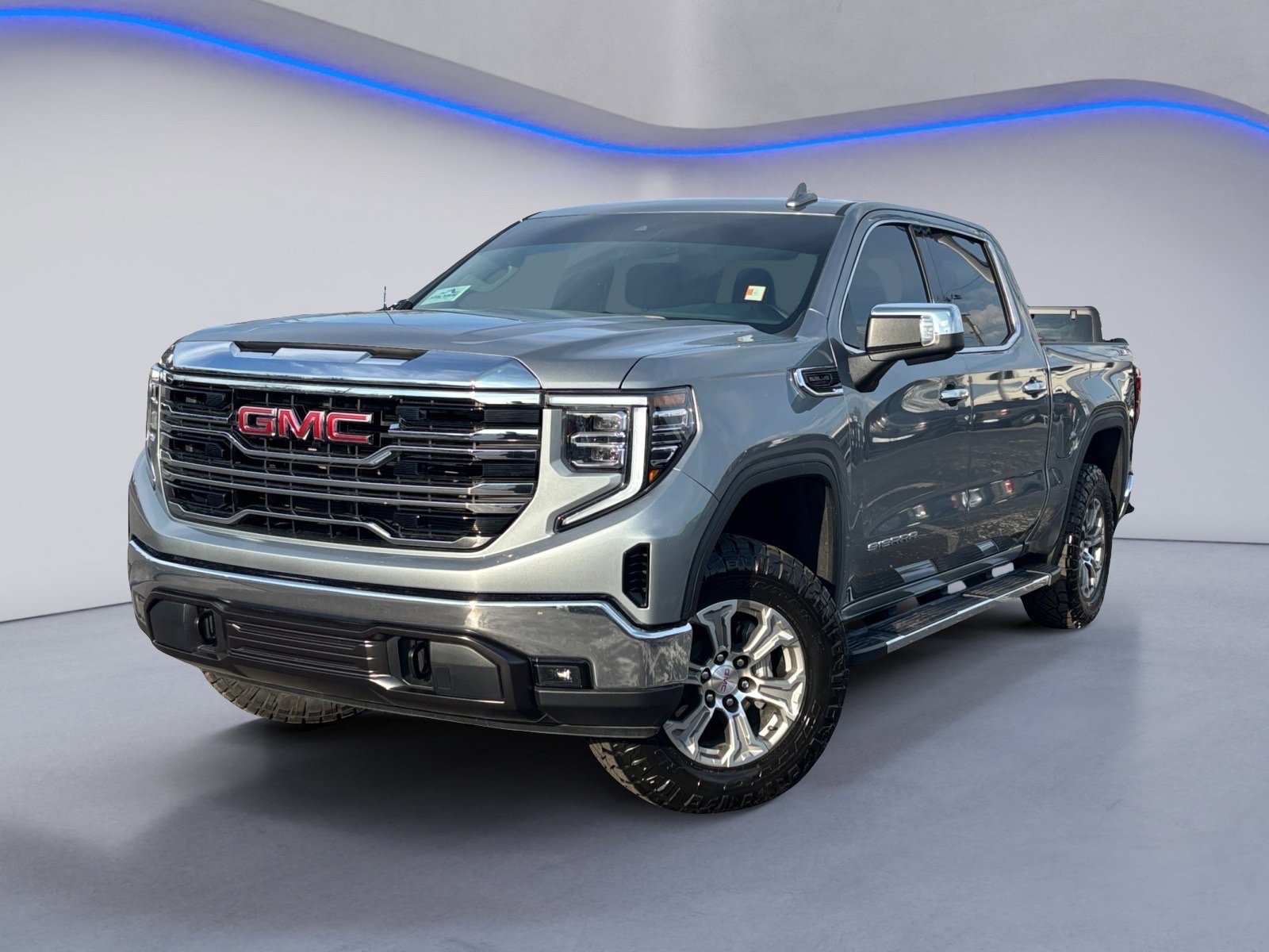 Used 2025 GMC Sierra 1500 SLT w/ X31 Off-Road Package image 2