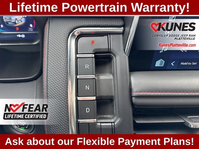 Used 2024 Chevrolet Suburban RST w/ Luxury Package AWD/4WD image 28