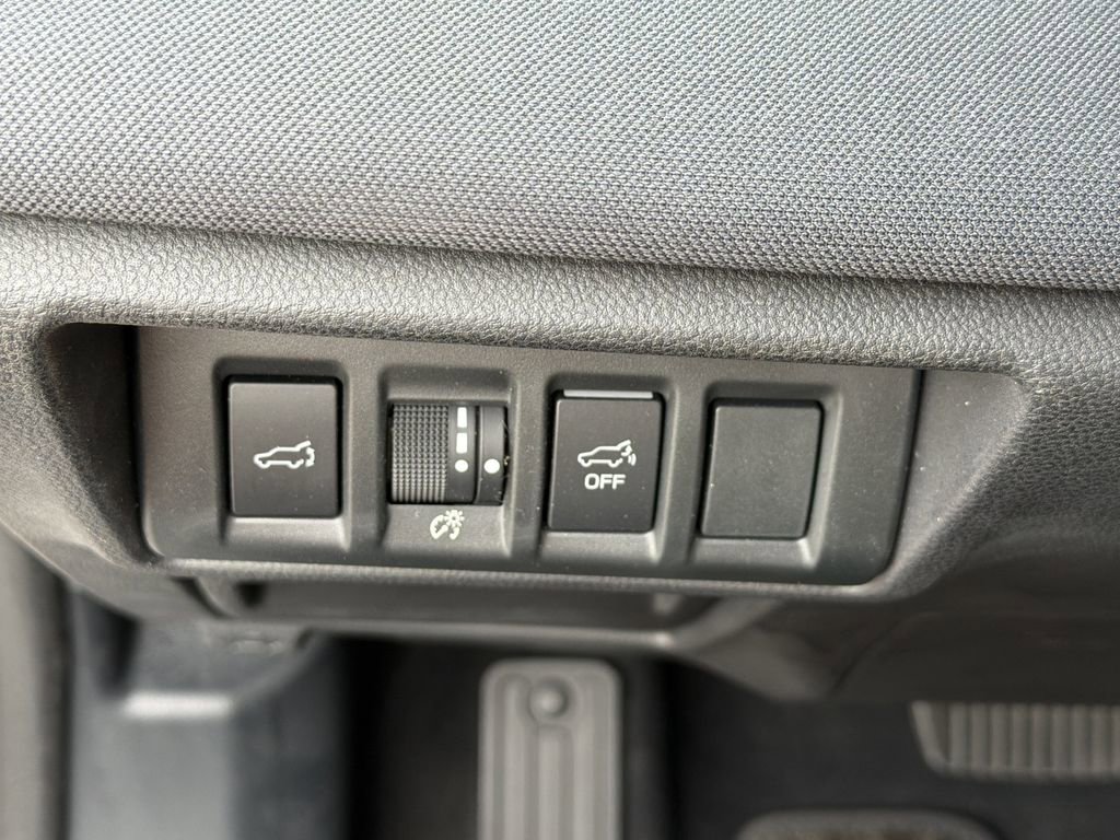 Used 2020 Subaru Outback Premium AWD/4WD image 29