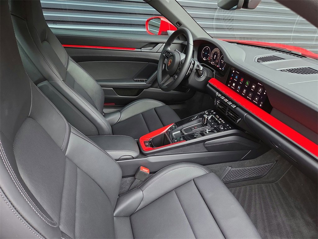Used 2025 Porsche 911 Carrera image 16