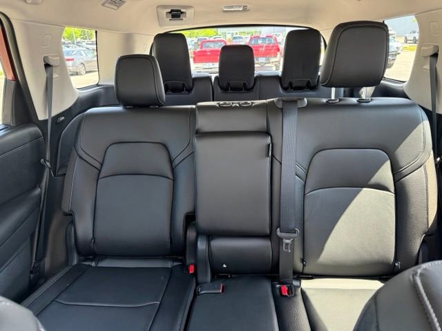 Certified 2025 Nissan Pathfinder SL AWD/4WD image 19