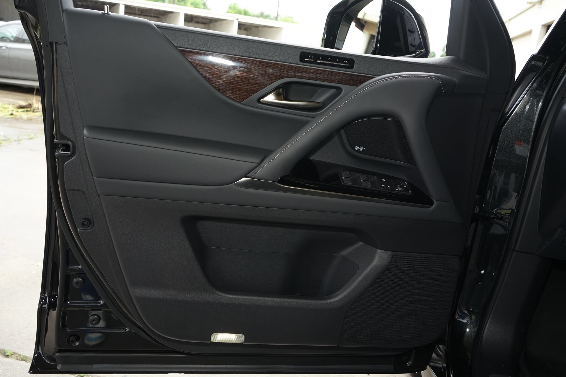 Used 2026 Lexus LX 700h Ultra Luxury AWD/4WD image 32