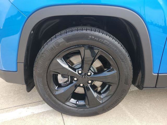 Used 2020 Jeep Cherokee Latitude Plus FWD image 29