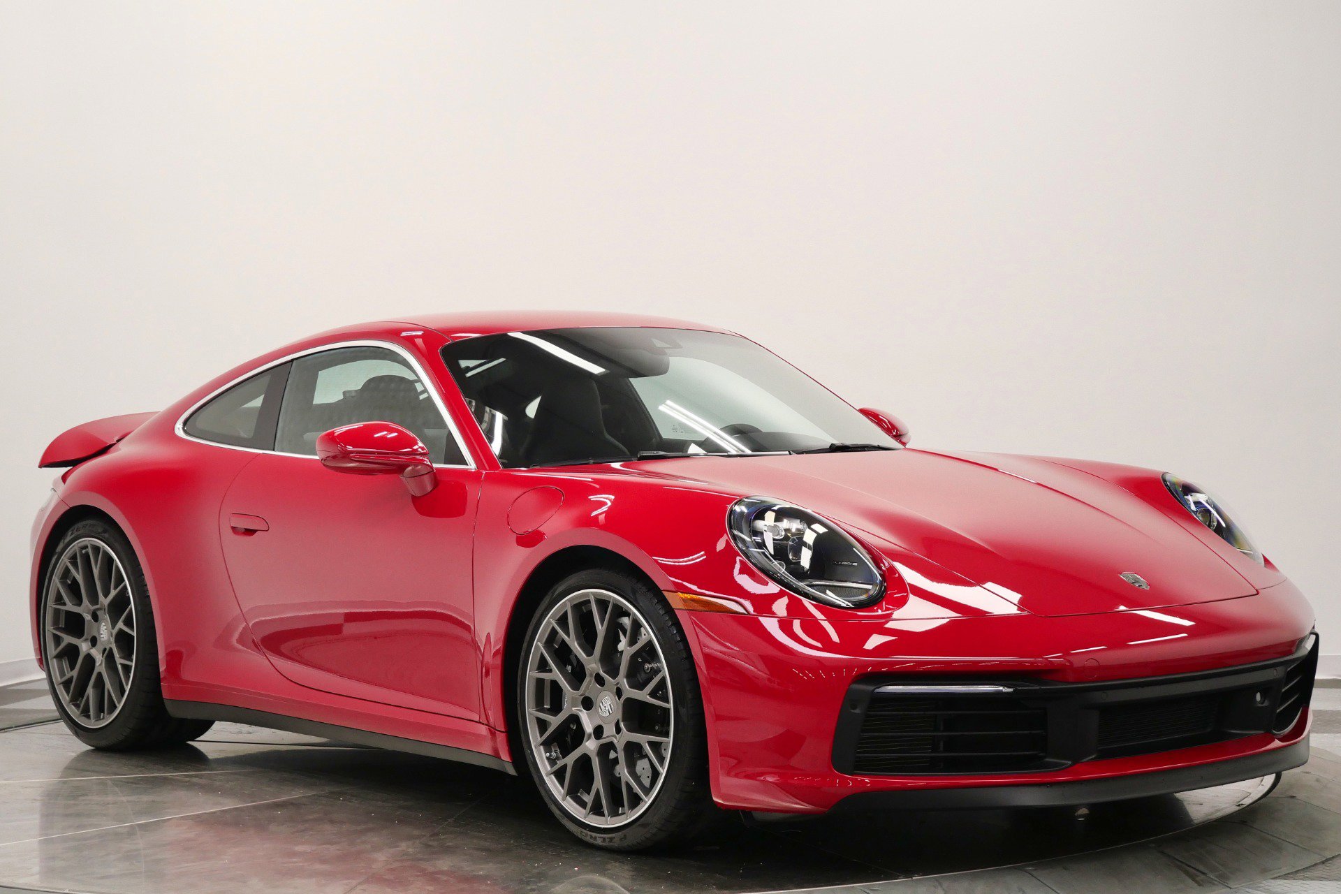 Used 2024 Porsche 911 Carrera S RWD image 3
