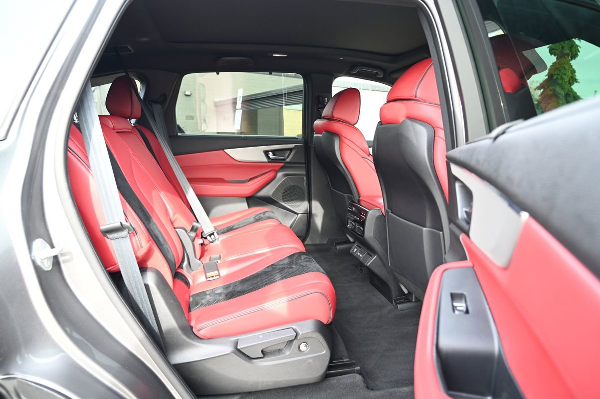 Used 2023 Acura MDX A-Spec image 45