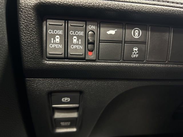 Certified 2023 Honda Odyssey Sport image 32