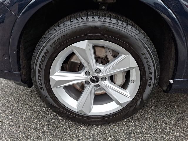 Used 2024 Audi Q7 2.0T Premium image 8