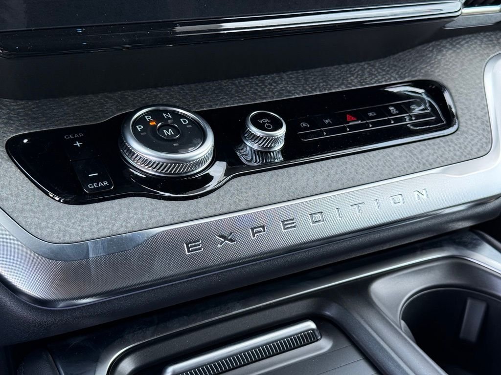 New 2027 Ford Expedition Tremor AWD/4WD image 11