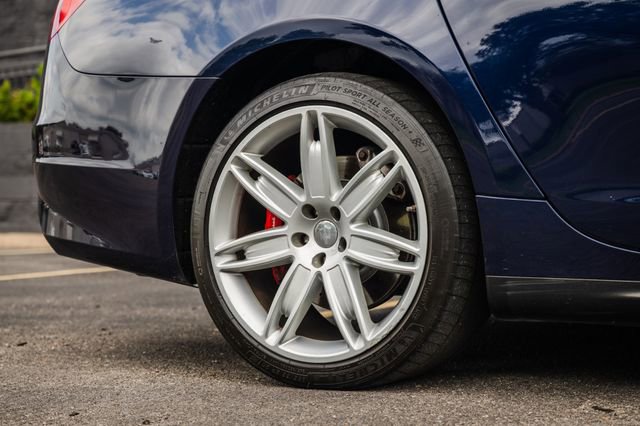 Used 2019 Maserati Quattroporte S Q4 AWD/4WD image 55