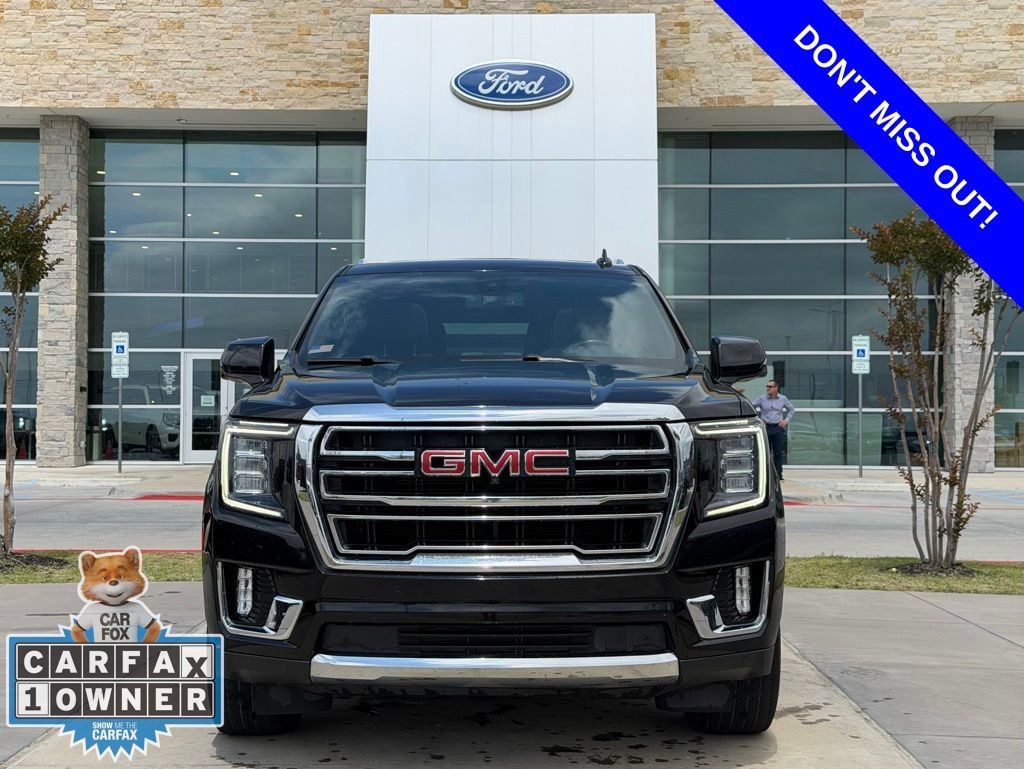 Used 2022 GMC Yukon SLT w/ SLT Premium Package AWD/4WD image 2