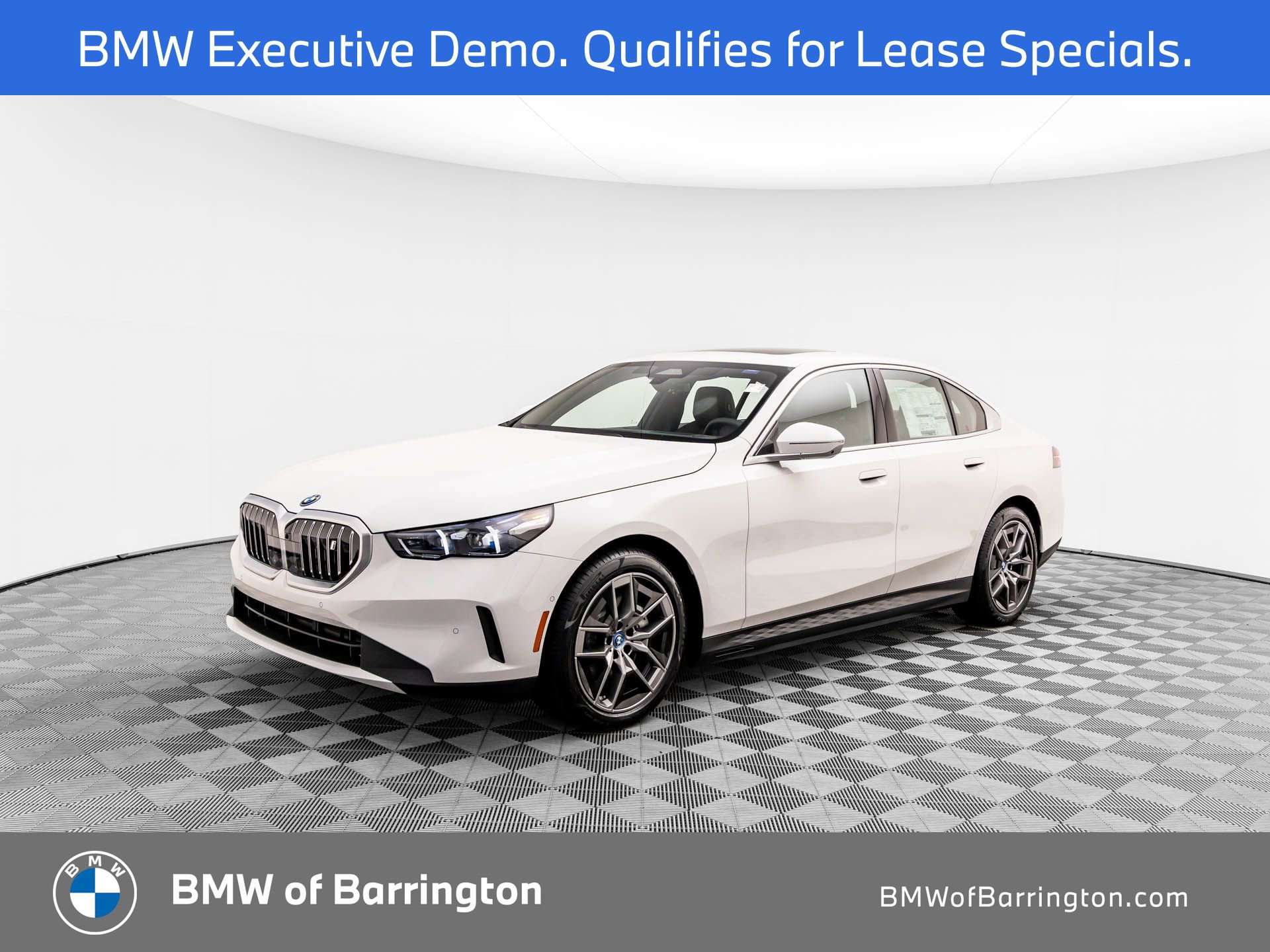 New 2025 BMW i5 xDrive40 w/ Premium Package
