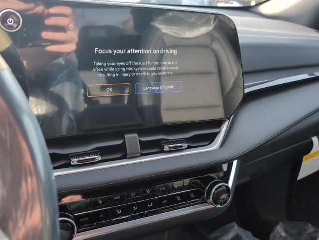 New 2026 Chevrolet Equinox LT w/ Convenience Package II image 20