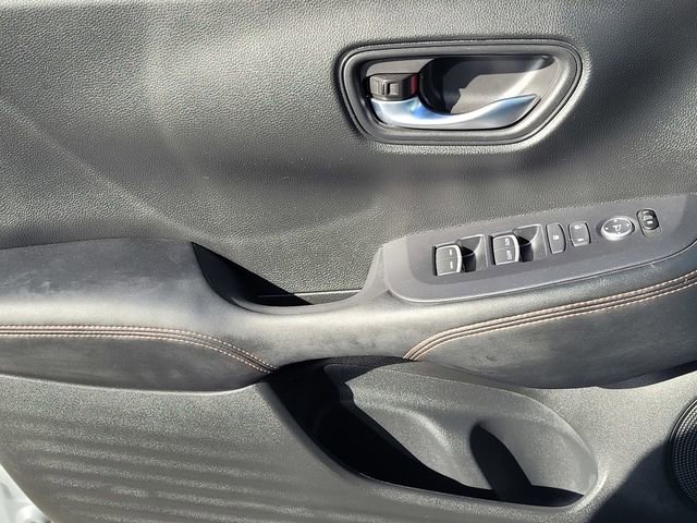 Used 2025 Honda HR-V Sport image 15