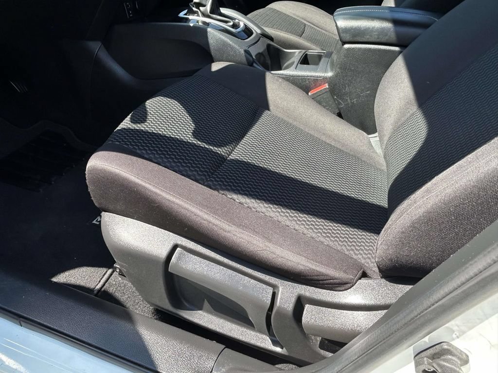Used 2017 Nissan Rogue Sport S w/ S Appearance Package FWD image 16