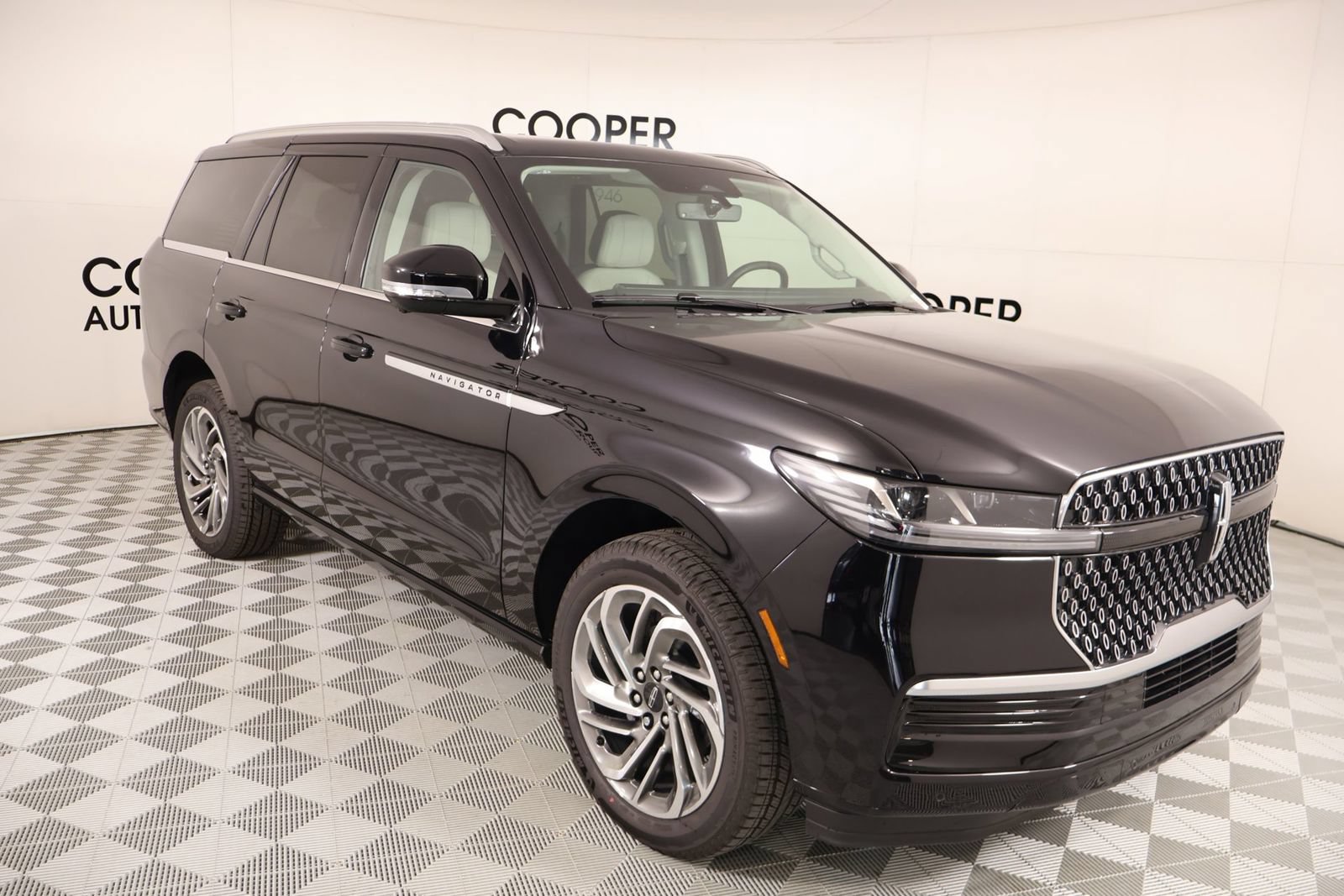 New 2025 Lincoln Navigator Reserve