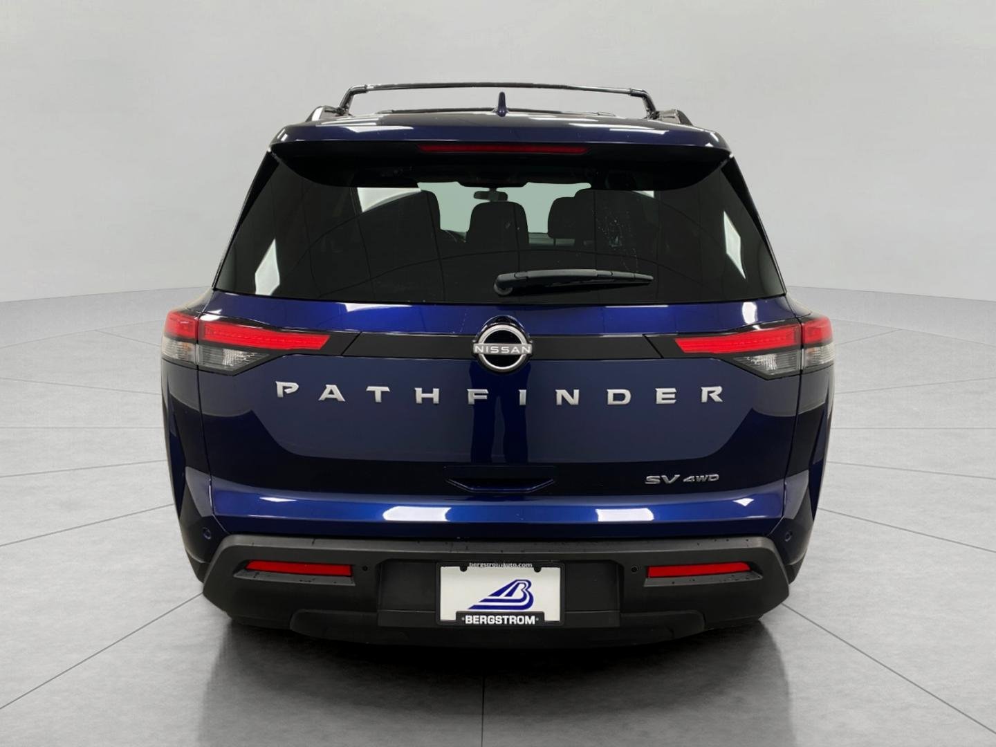Certified 2023 Nissan Pathfinder SV AWD/4WD image 4