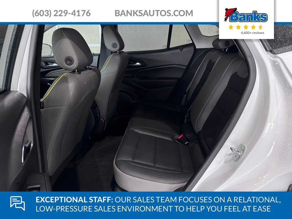 Certified 2024 Chevrolet Trax ACTIV w/ Sunroof Package image 8