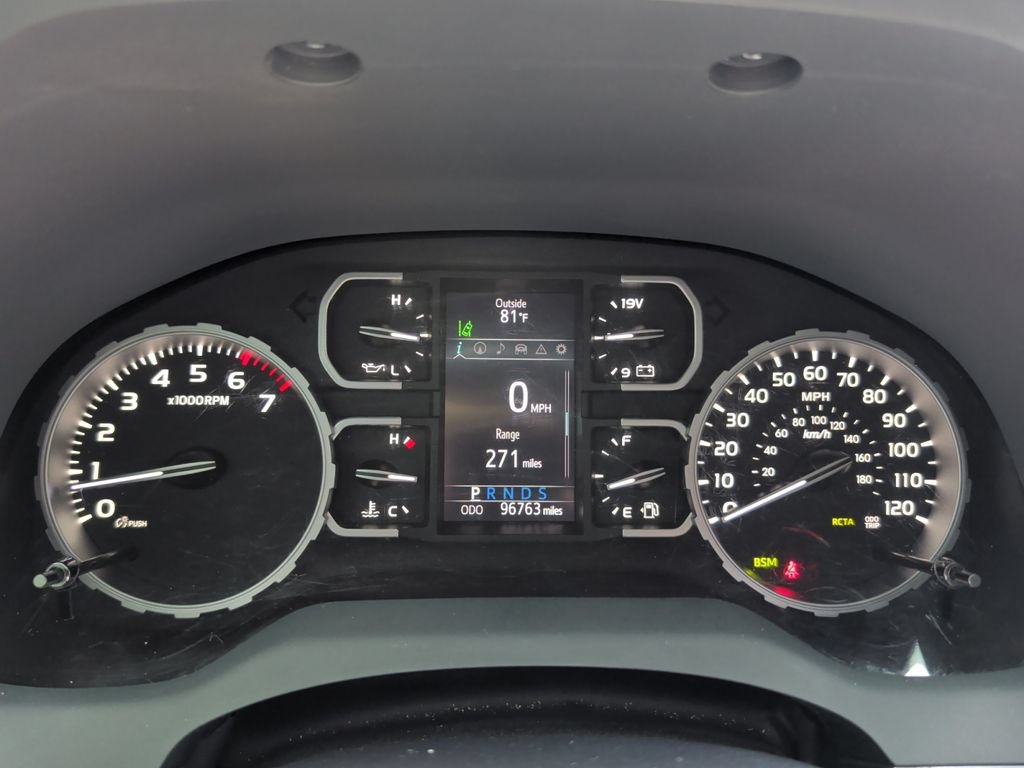 Used 2018 Toyota Tundra Platinum AWD/4WD image 10
