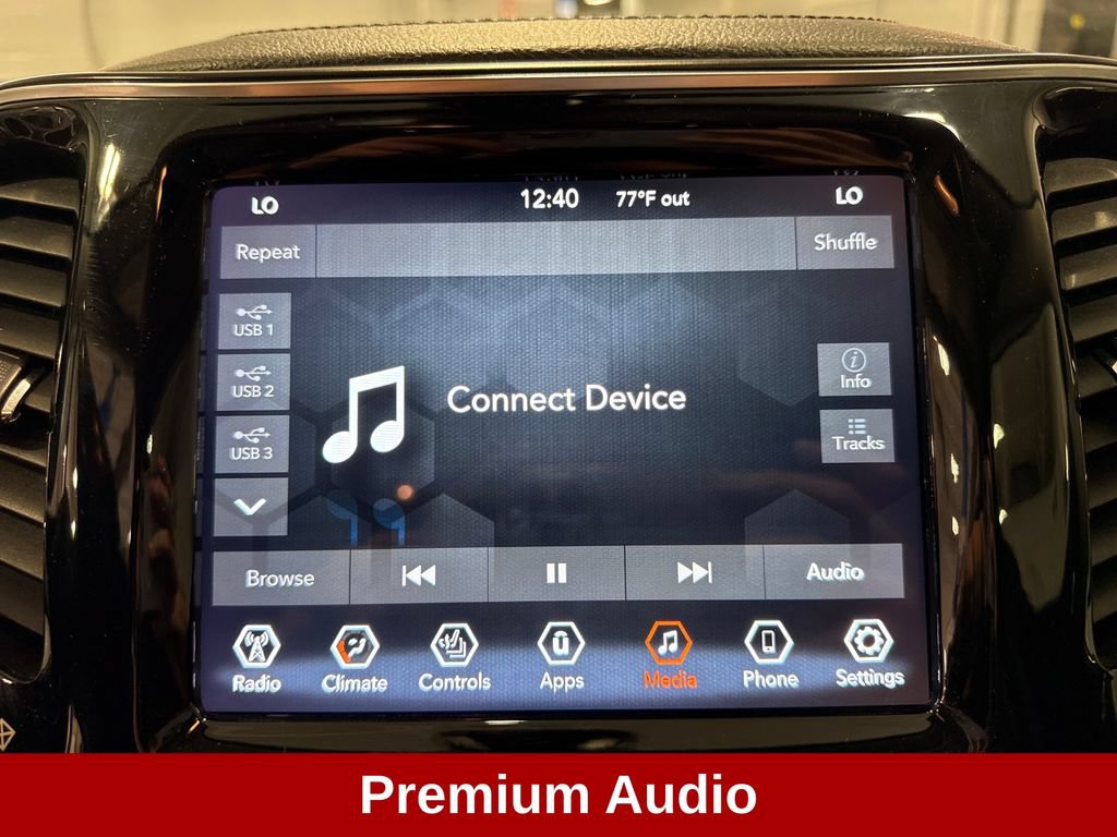 Used 2020 Jeep Cherokee Limited FWD image 12