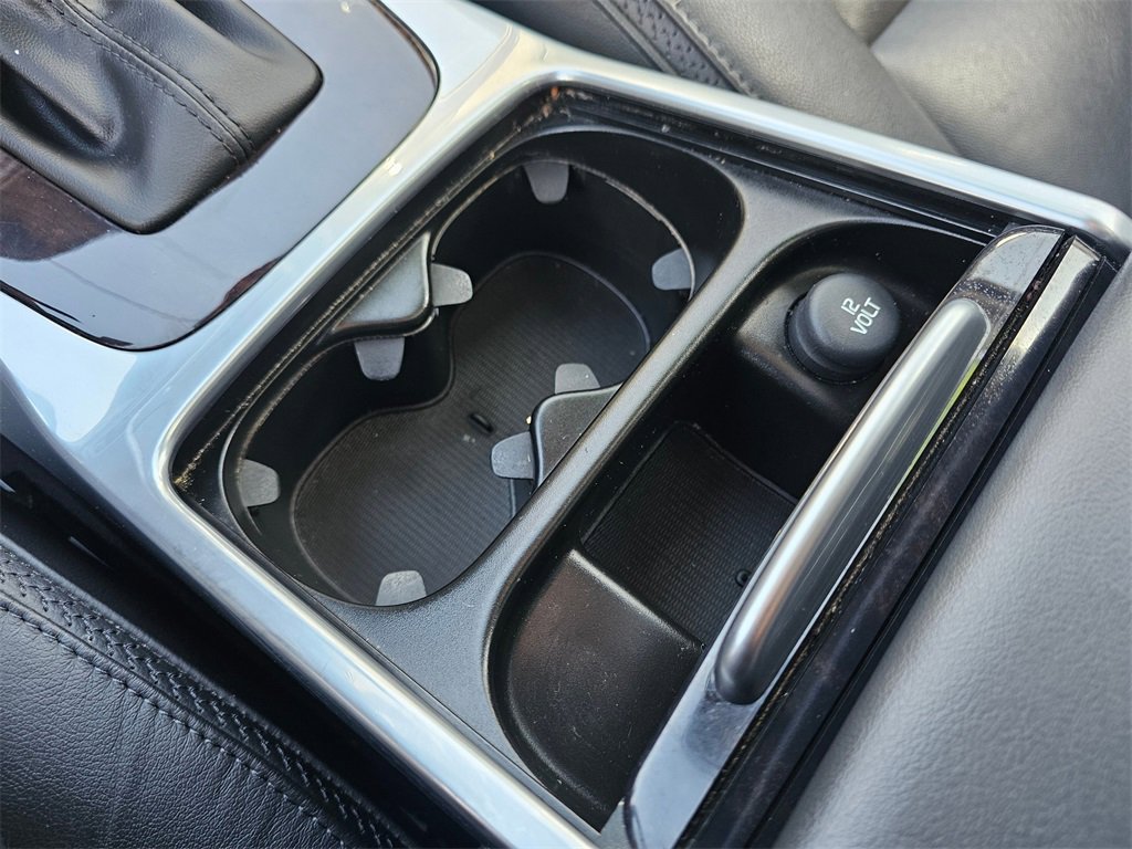 Used 2016 Volvo XC70 T5 Premier w/ Proximity Package image 28