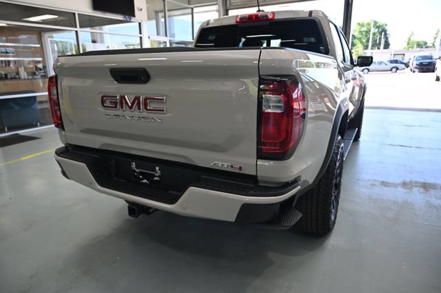 New 2026 GMC Canyon AT4 AWD/4WD image 5