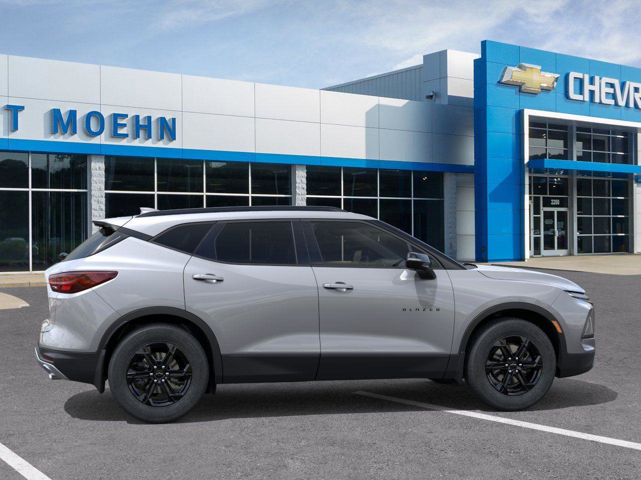 New 2026 Chevrolet Blazer LT w/ Sound & Technology Package FWD image 5