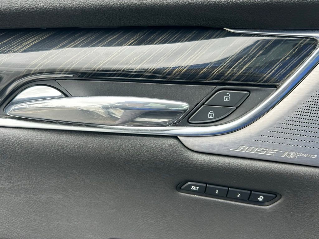 Used 2021 Cadillac XT6 Premium Luxury AWD/4WD image 30