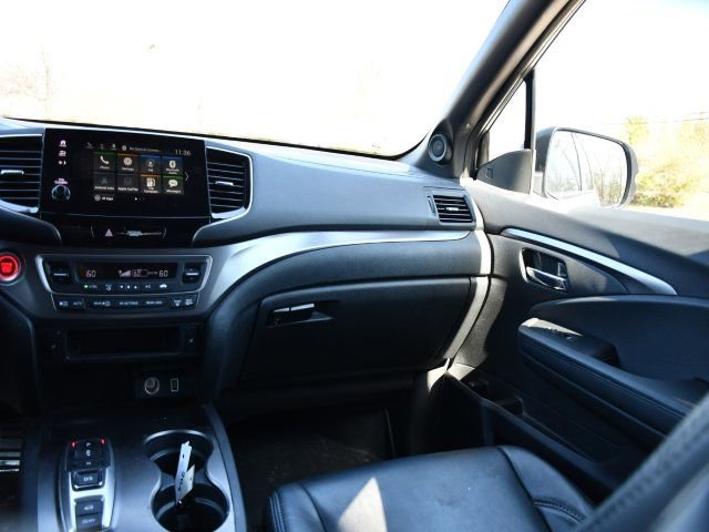 Used 2022 Honda Pilot Sport image 18