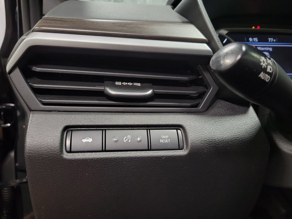 Used 2023 Nissan Altima 2.5 SV AWD/4WD image 24