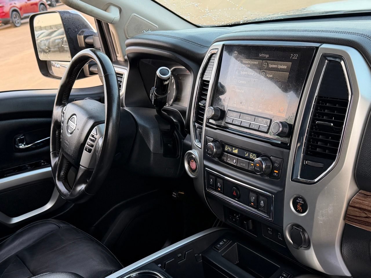 Used 2020 Nissan Titan SL w/ Moonroof Package RWD image 43