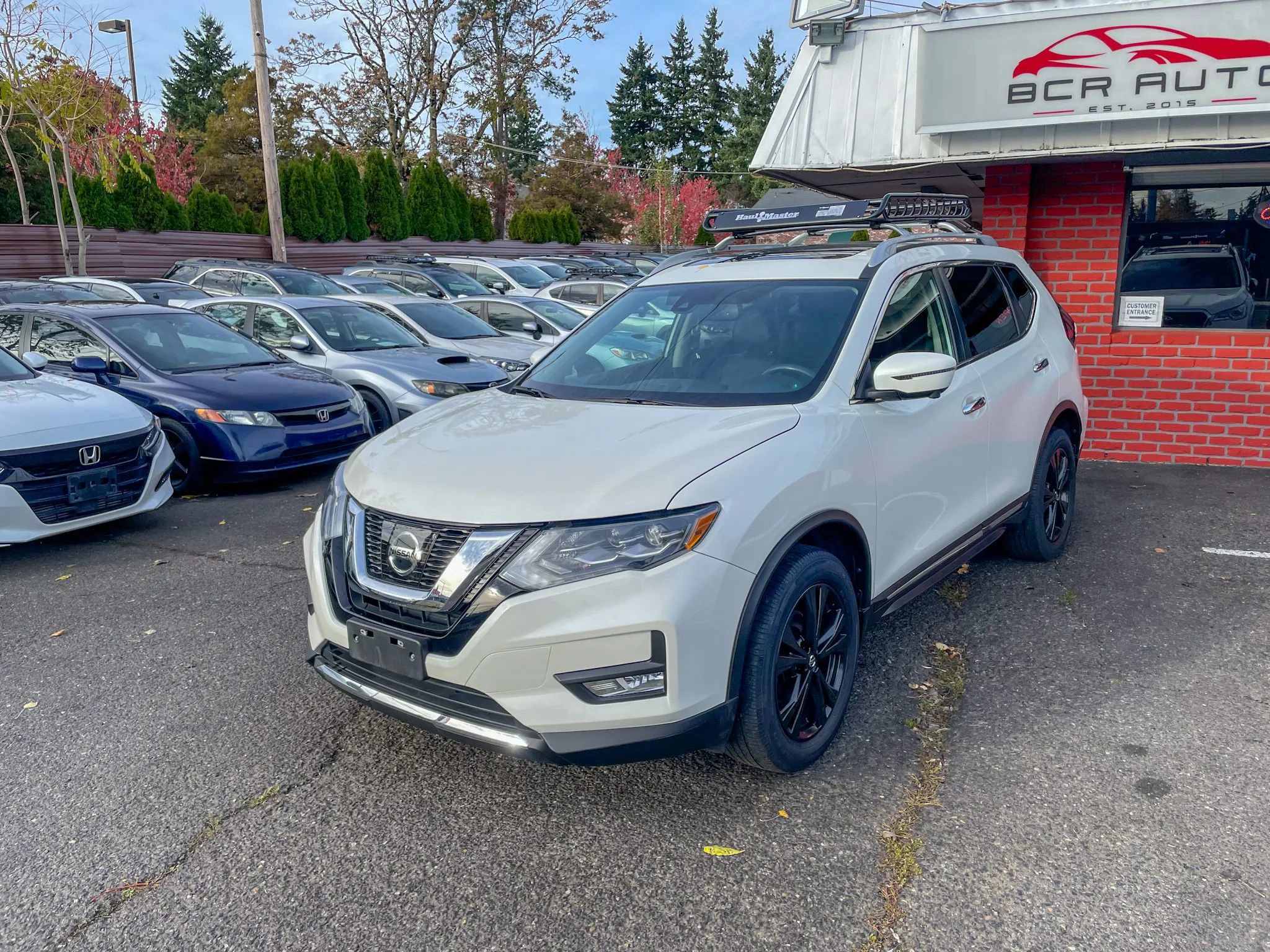 Used 2017 Nissan Rogue SL w/ SL Premium Package