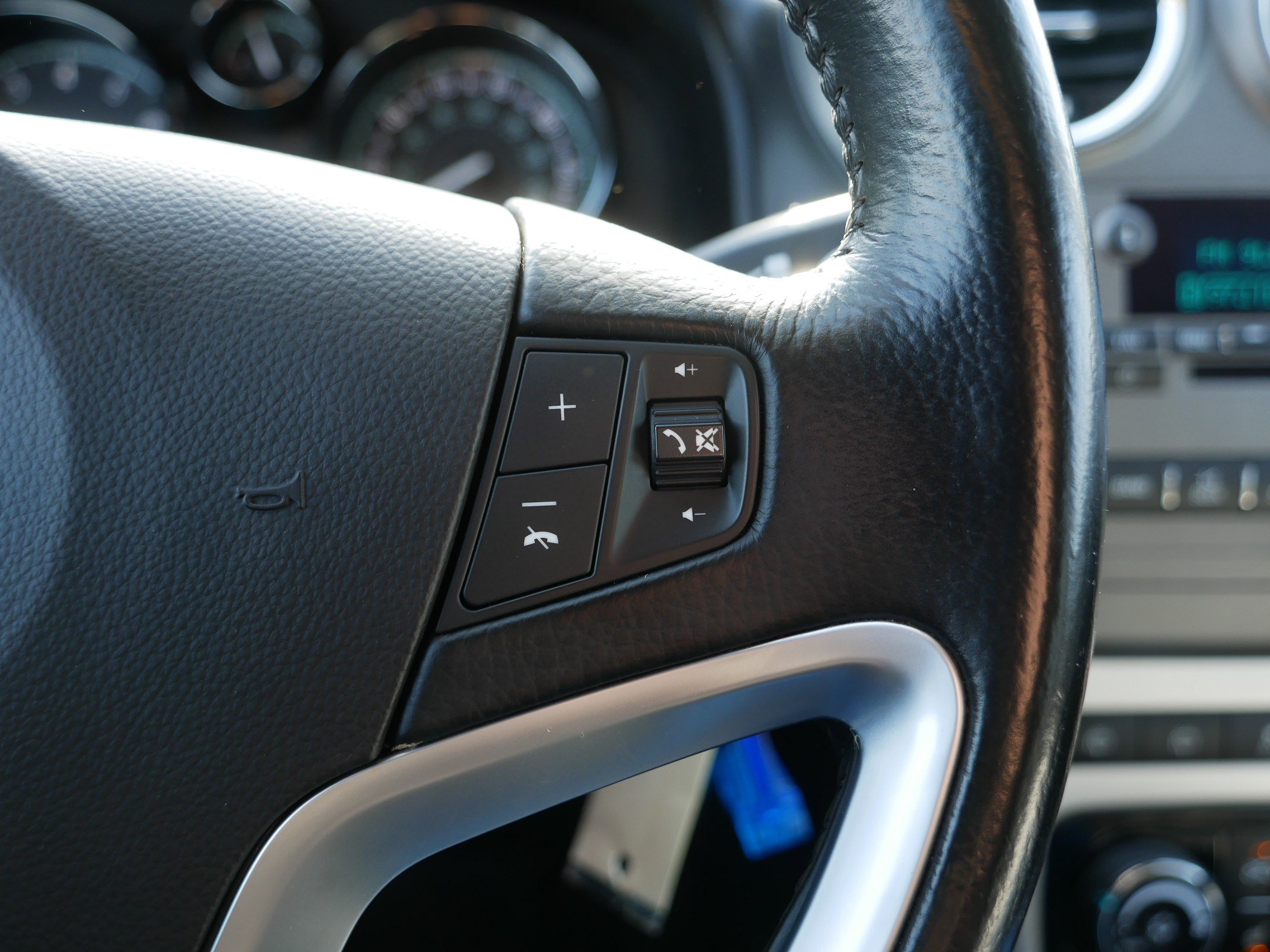 Used 2012 Chevrolet Captiva Sport LT w/ Convenience Package image 29