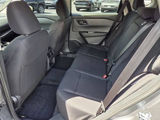 Used 2026 Nissan Rogue S FWD image 10