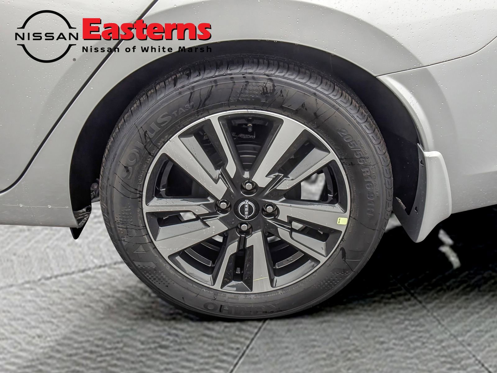 New 2025 Nissan Versa SV w/ Trunk Package image 27