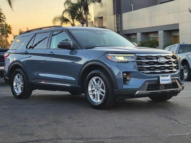 Used 2025 Ford Explorer Active w/ Active Comfort Package RWD image 30