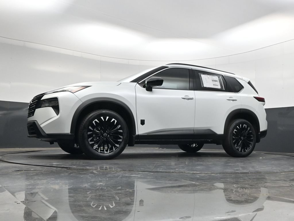 New 2026 Nissan Rogue Dark Armor FWD image 34