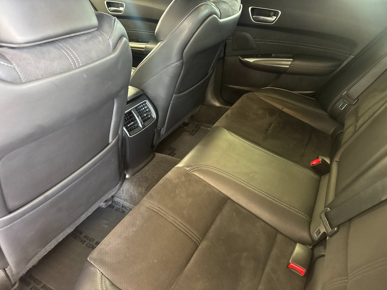 Used 2018 Acura TLX w/ Technology & A-SPEC Package FWD image 12