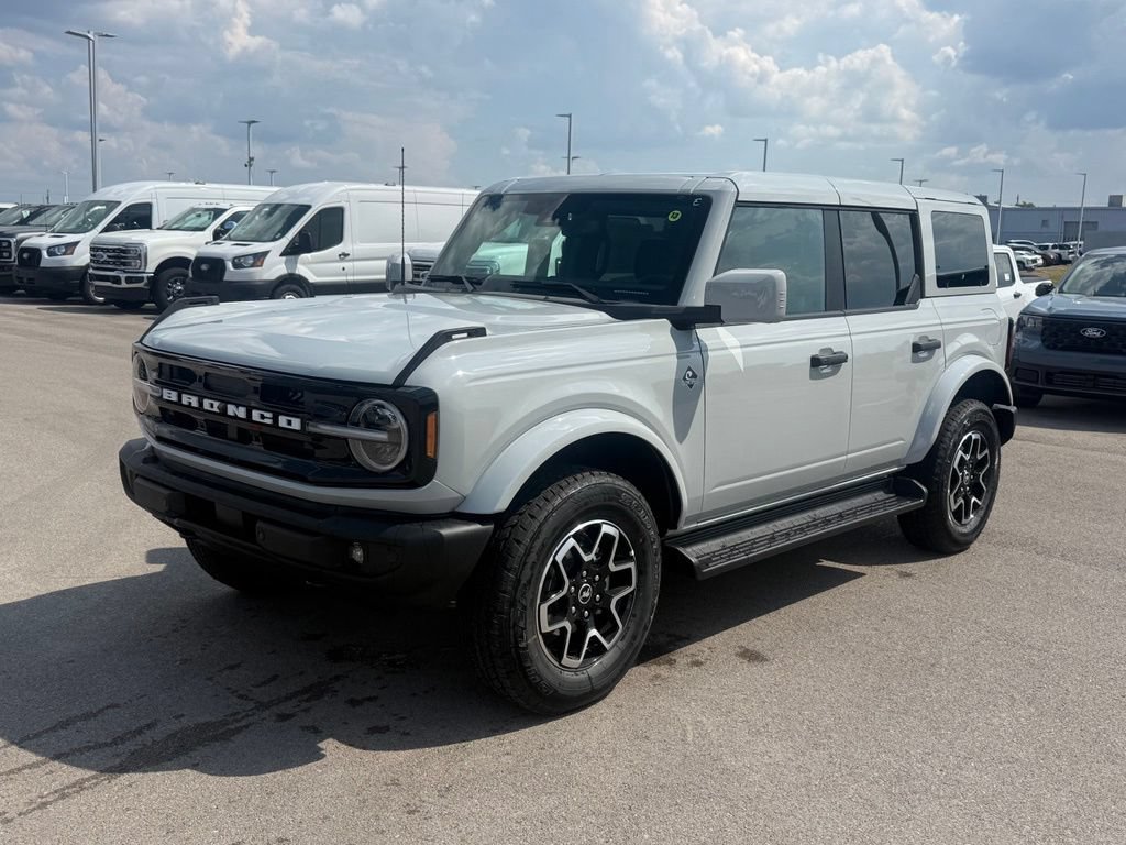 New 2026 Ford Bronco Outer Banks AWD/4WD image 40