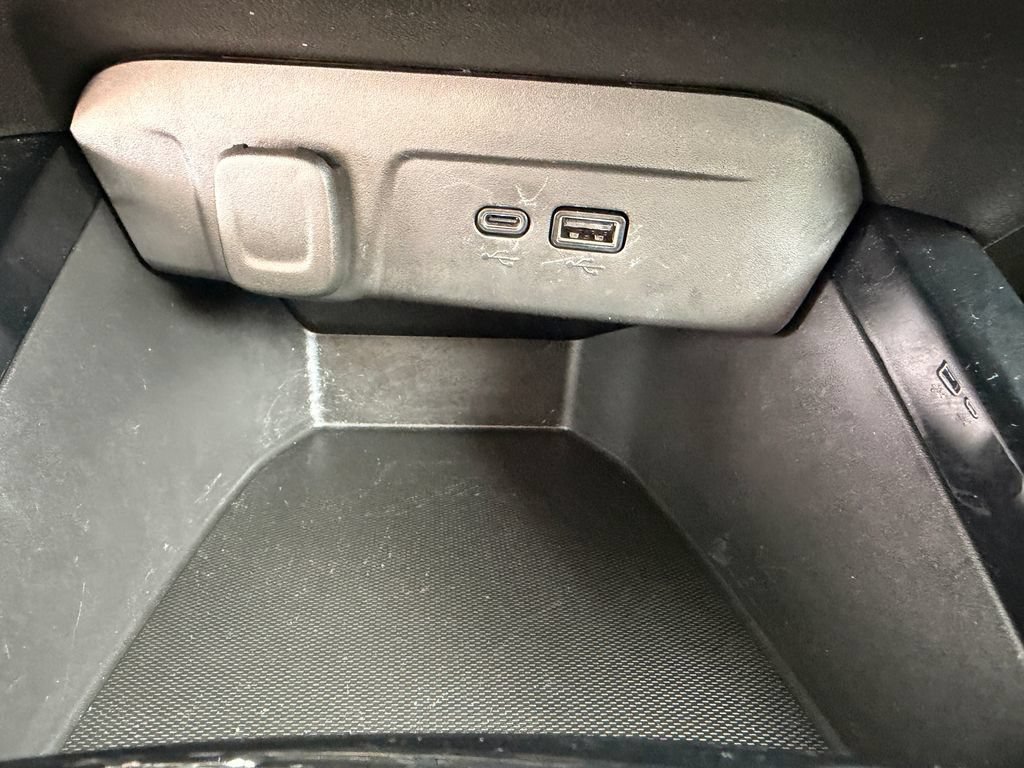 Used 2025 Chevrolet Trax ACTIV w/ Driver Confidence Package FWD image 28