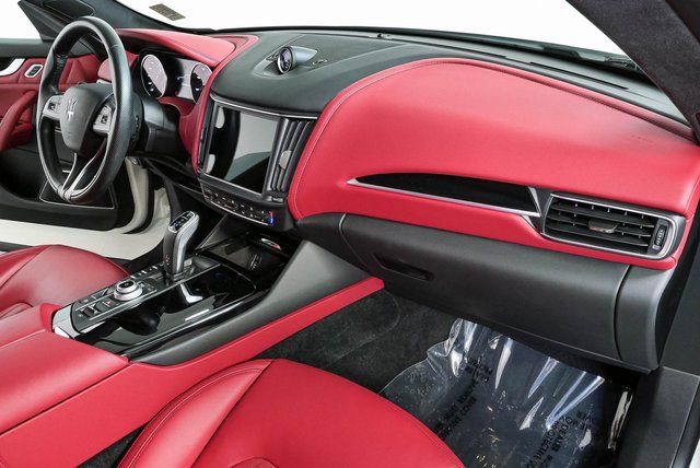Certified 2022 Maserati Levante GT AWD/4WD image 26