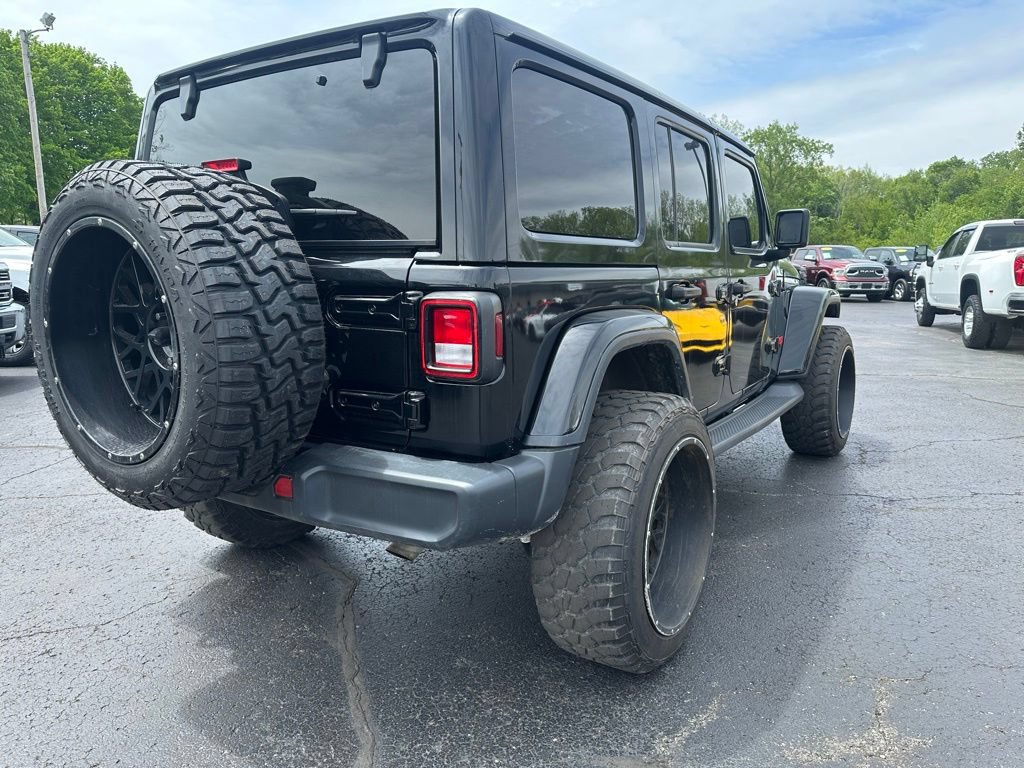 Used 2021 Jeep Wrangler Unlimited Sahara AWD/4WD image 3